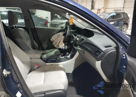 2015 Honda Accord Lx z USA, uszkodzony, nr VIN 1HGCR2F32FA019945